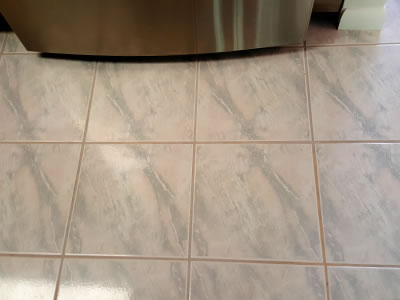 Dirty Tile & Grout lines