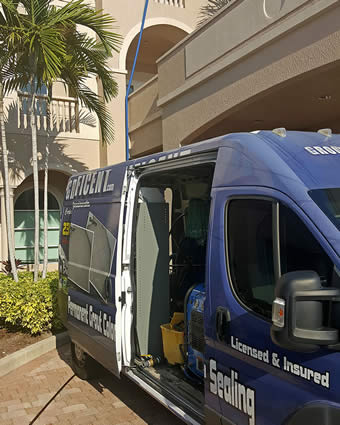 Tile Cleaning Truck