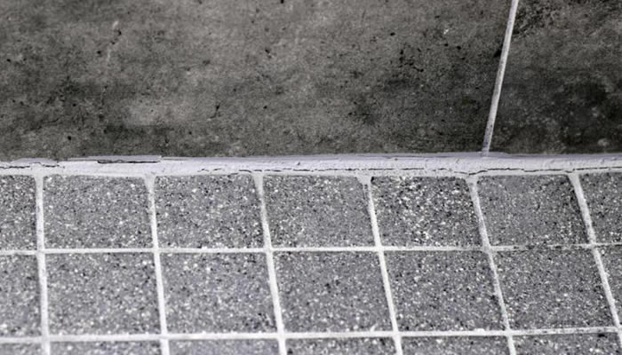 Indicators To Tell If Your Grout Is, Does Porcelain Tile Grout Need To Be Sealed